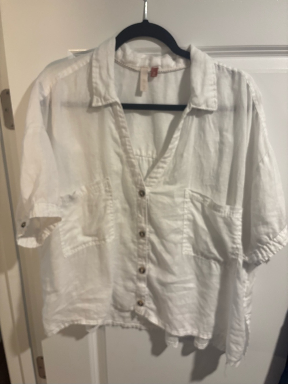 Pilcro White Short-Sleeve Button-Down Shirt